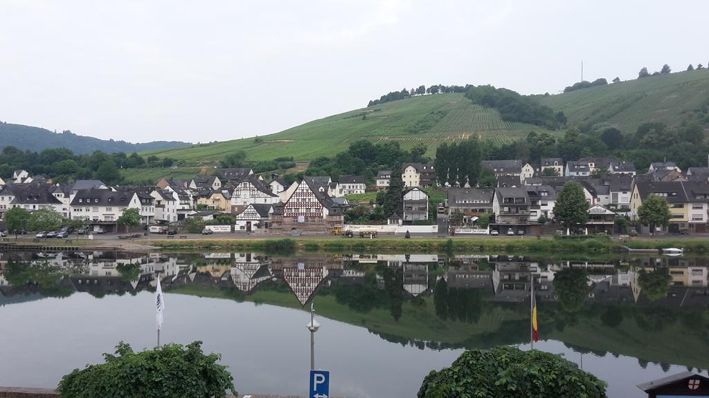 Mosel View Old Town Apartments Zell an der Mosel Pokoj fotografie